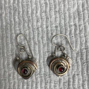 Silver heart earrings with stone